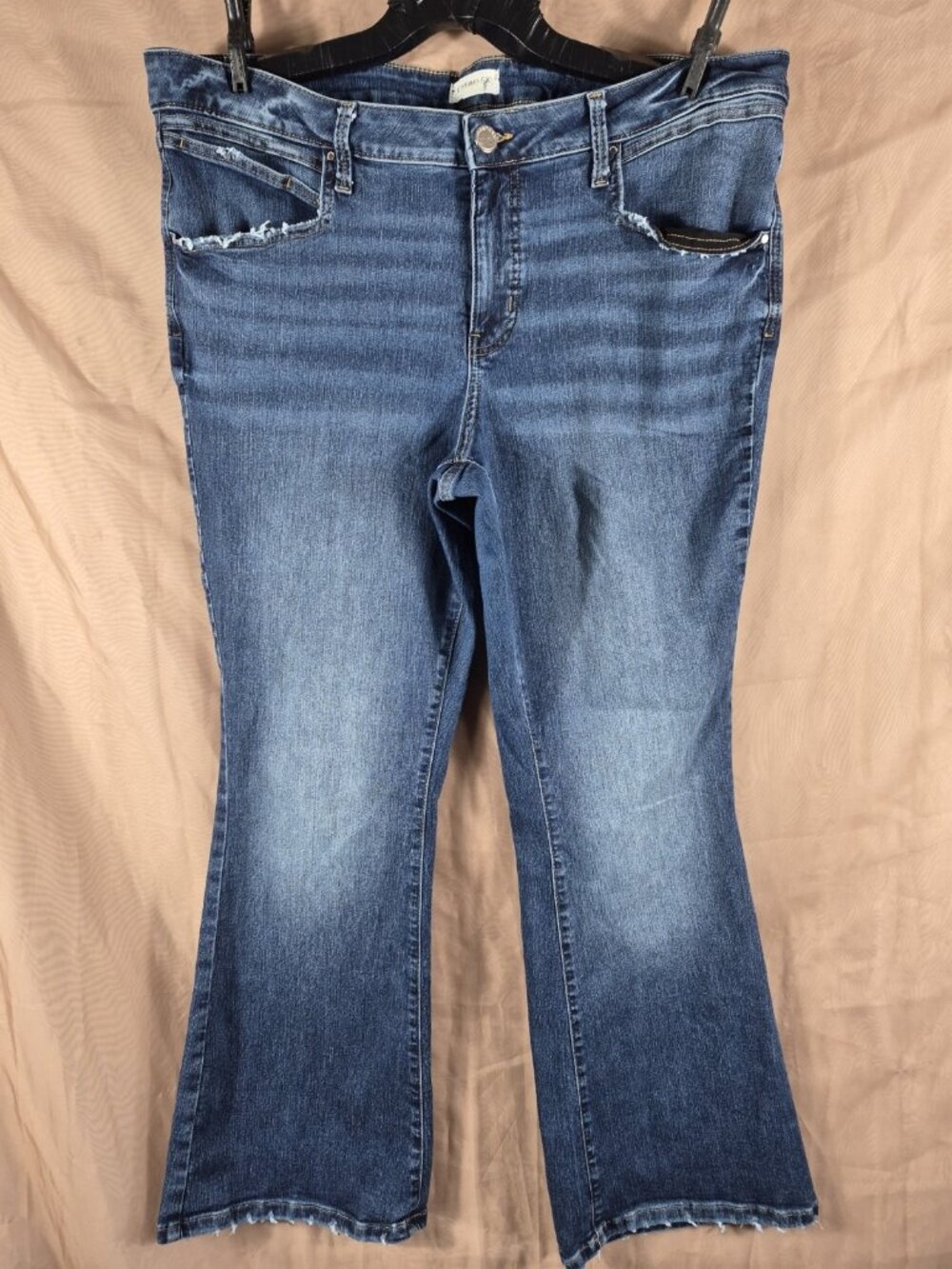 MAURICE EVERFLEX women's blue flare knotted hem & pockets Jeans size 20 W